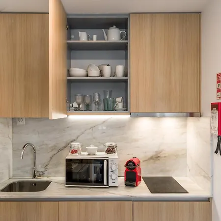 By The River 2 By Dream 波尔图